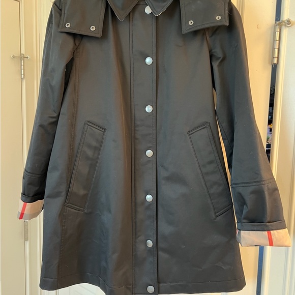 Burberry Bowpark Coat - Picture 5 of 14